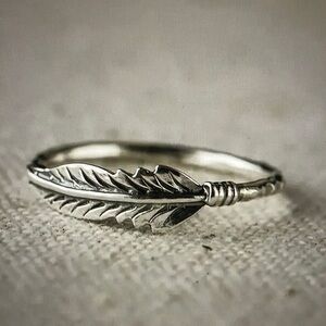 Feather Ring Size 8 Silver-tone Vintage Boho